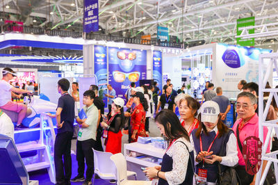 深圳國際會展中心首展開幕,400家名優企業彰顯寶安產業力量